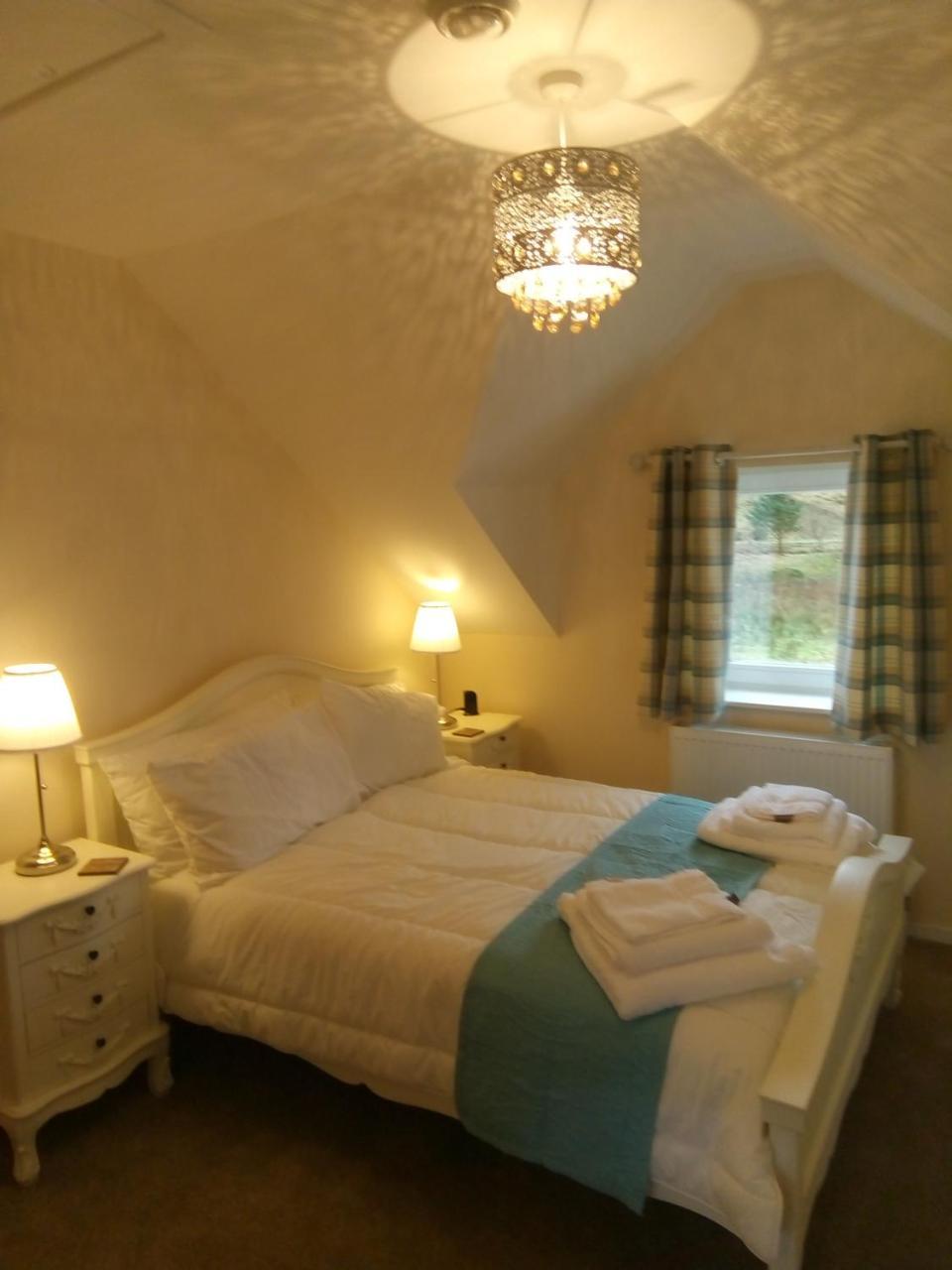 Garroch House Bed & Breakfast คาร์บอสท์ ภายนอก รูปภาพ